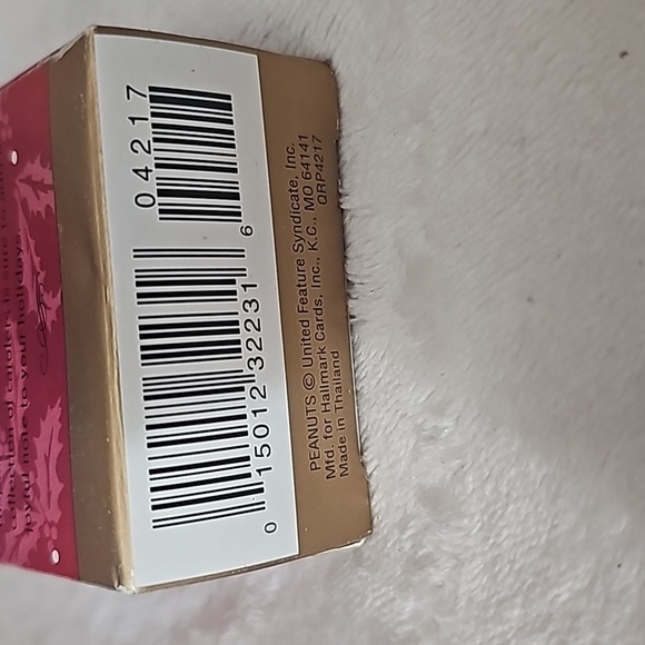 LINUS HALLMARK ORNAMENT PEANUTS A CHARLIE BROWN CHRISTMAS HANDCRAFTED 1995 - Picture 2 of 9